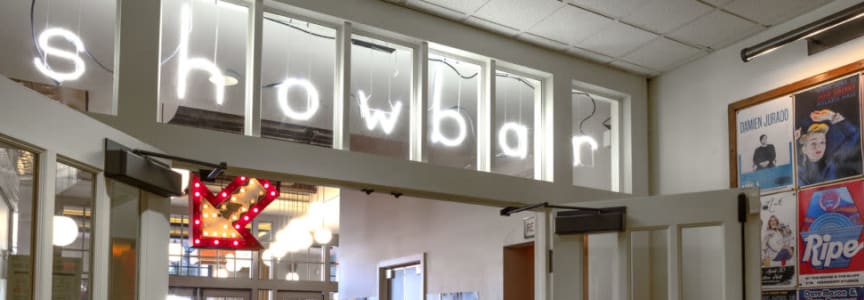 Show Bar