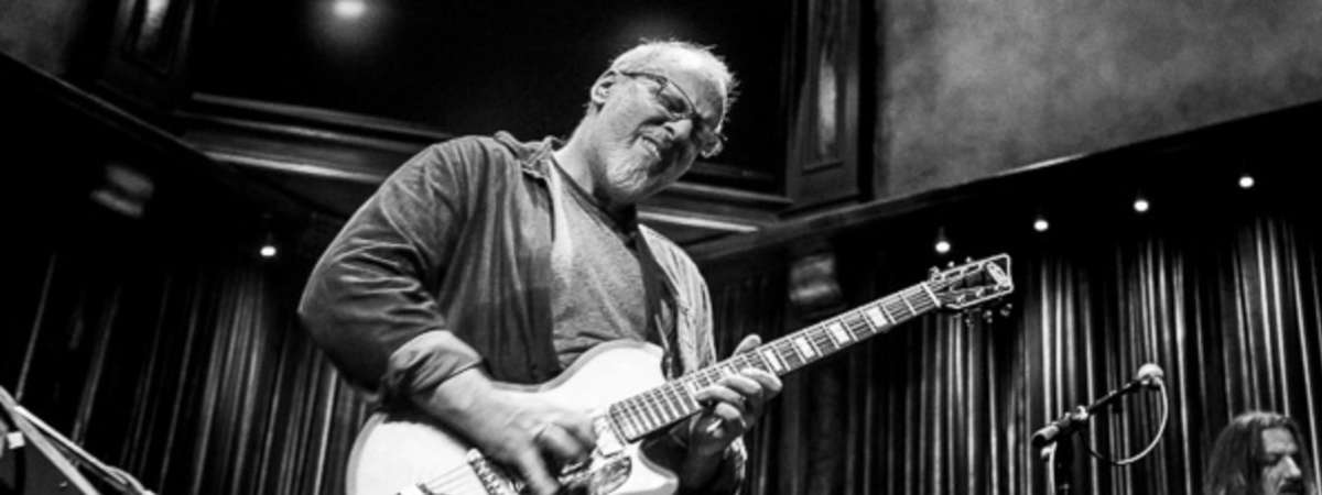 Mike Keneally and Beer For Dolphins