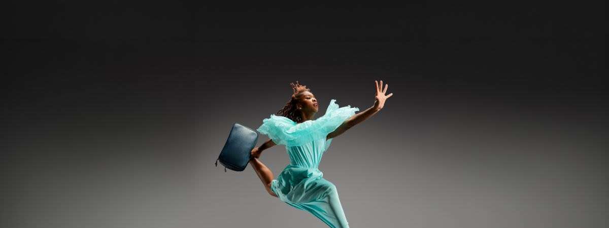 Dancing the Archive: Embodied Histories, Collective Power