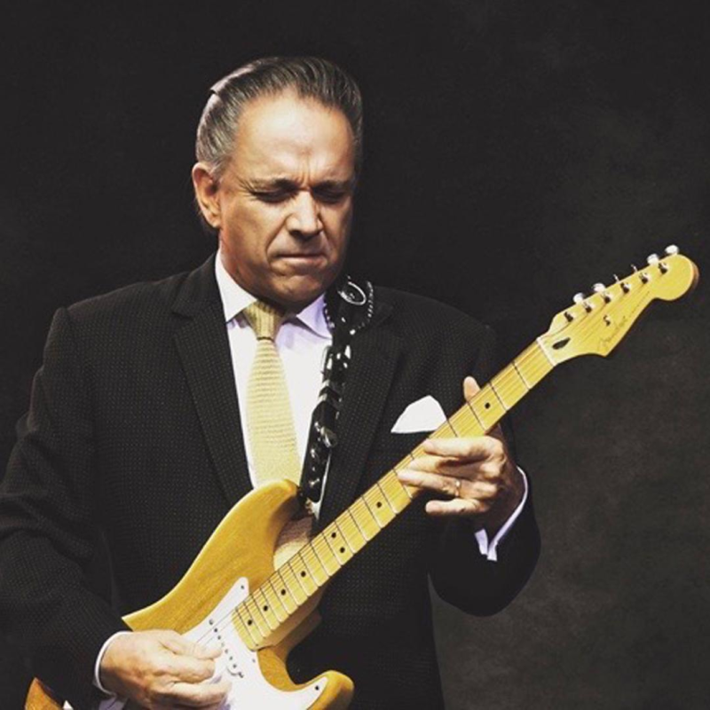 Jimmie Vaughan & The Tilt-A-Whirl Band with special guest Mike Morgan