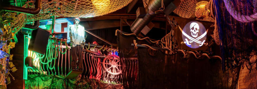 Shipwreck'd Pirate Bar
