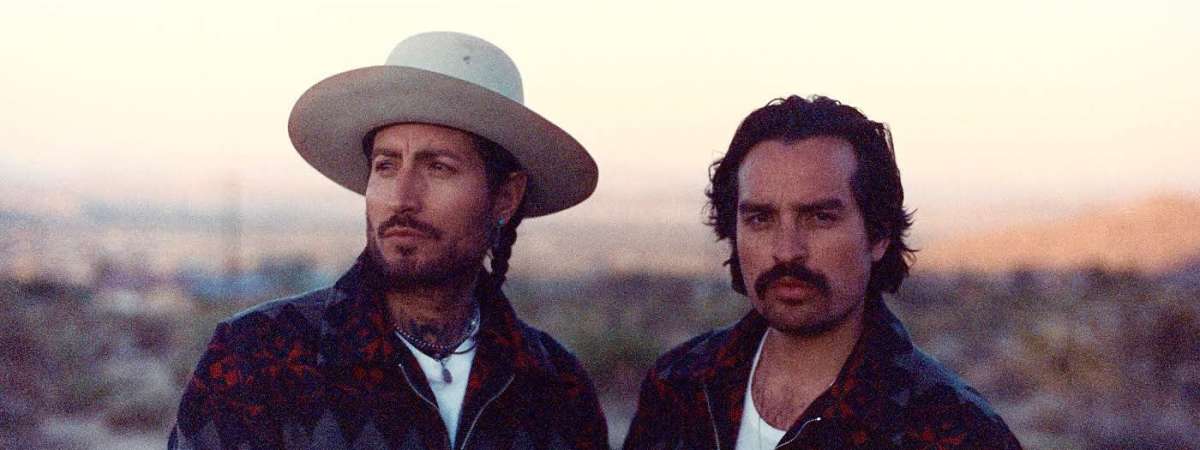 Hermanos Gutiérrez with Y La Bamba