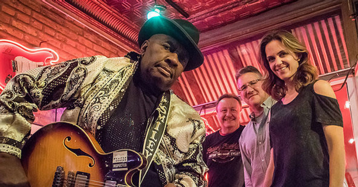 The Smiley Tillmon Band featuring Kate Moss