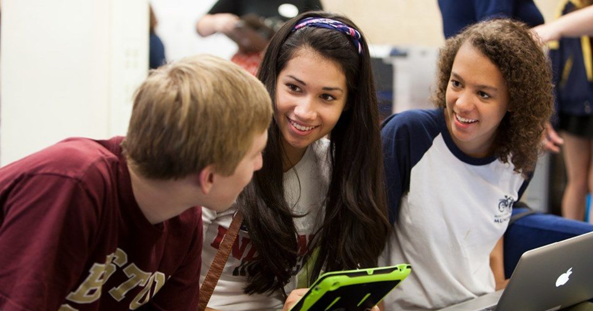 Teen Lab Job Skills 101 in Chicago at Shedd Aquarium