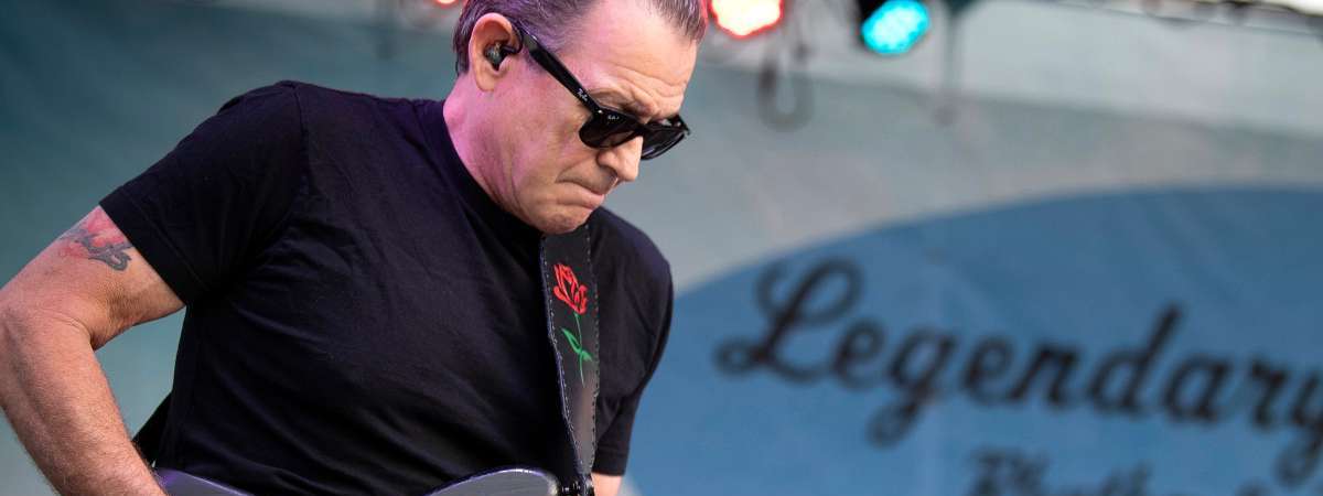Tommy Castro & the Painkillers