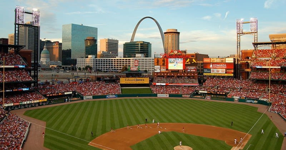St Louis Cardinals Vs Toronto Blue Jays In St Louis At Busch