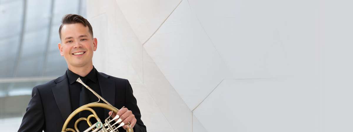 Beethoven & Strauss with Daniel Hawkins