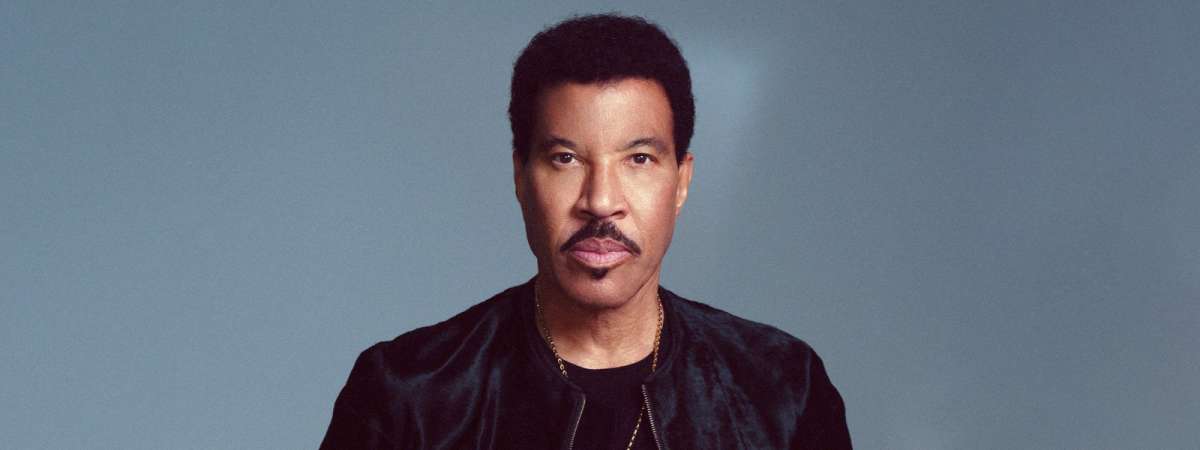 Lionel Richie and Earth, Wind & Fire - Sing a Song All Night Long