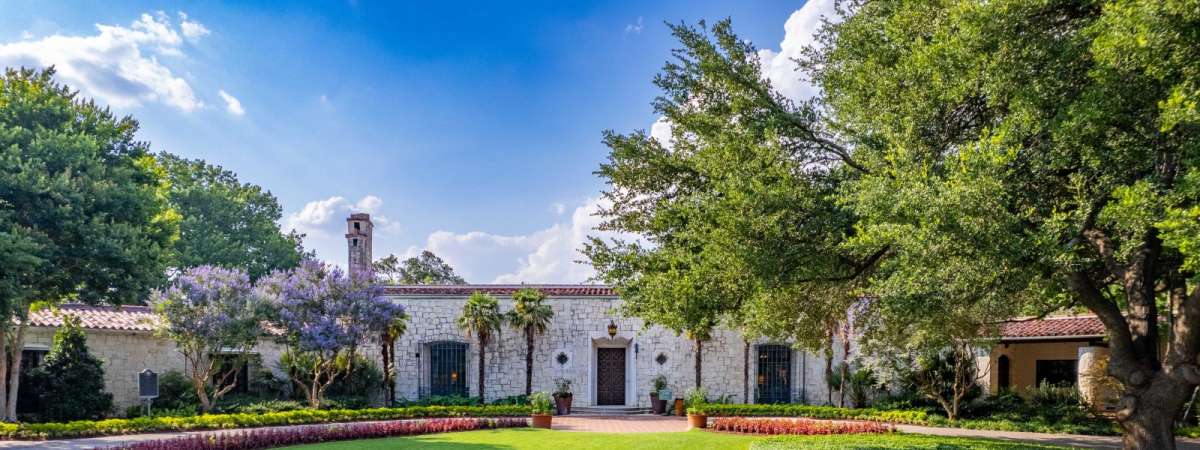 DeGolyer House Historical Tours