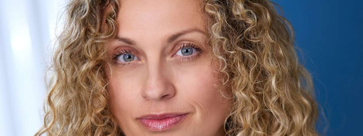 Leah Bonnema - The Evolution of a People Pleaser (If That’s Okay with You)