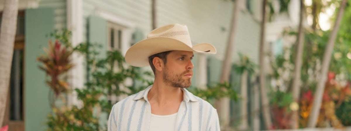 Dustin Lynch