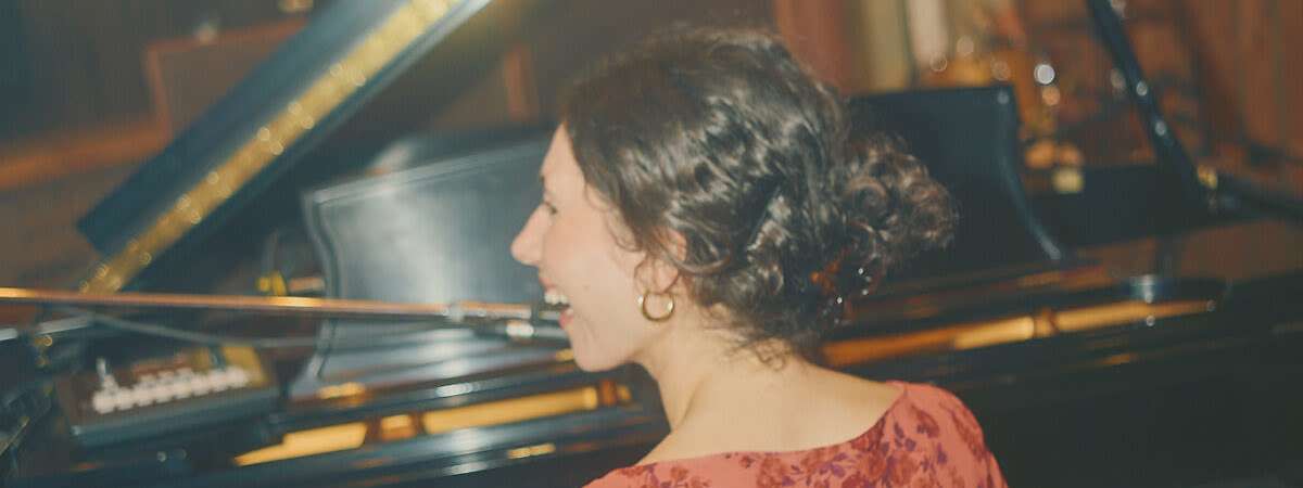 Jackie Evans In The Round