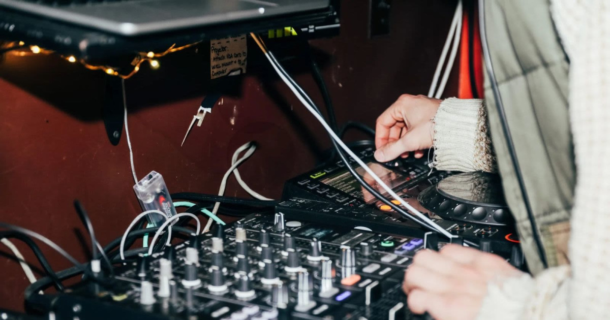 Karaoke with DJ Rachel Wild