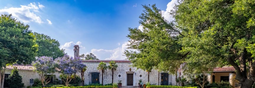 DeGolyer House Historical Tours