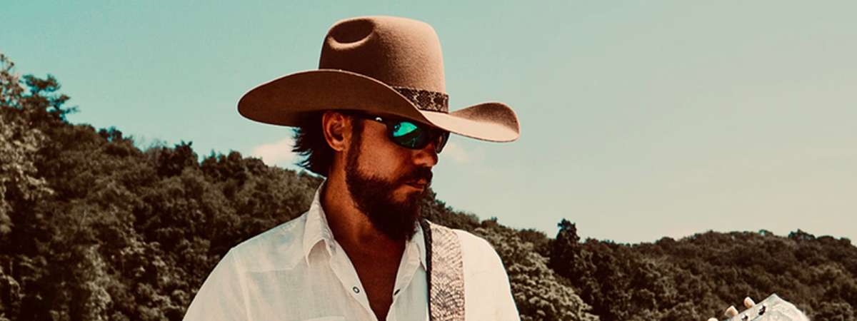 Wolf Holiday Howl 2026 With Chris Janson