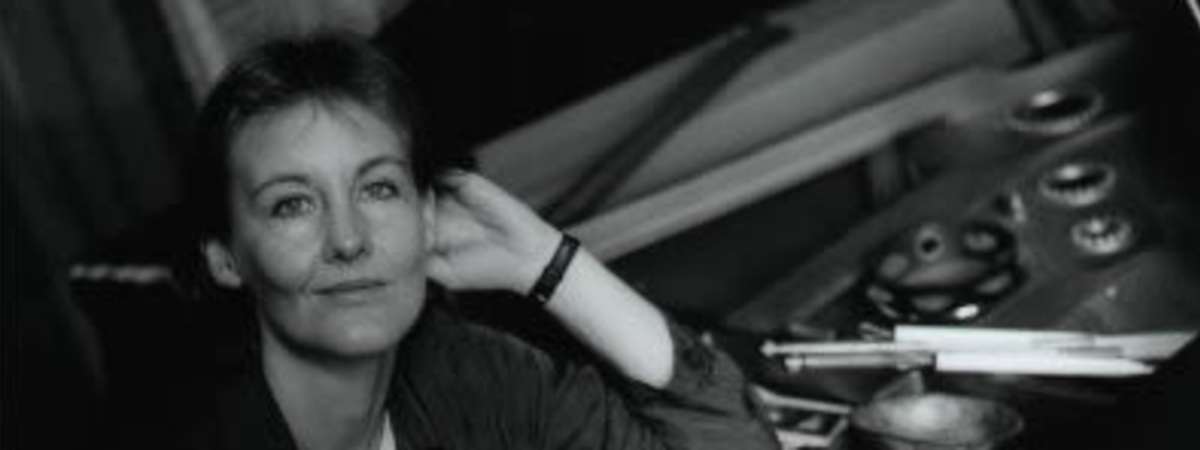 Interpretations: Ursel Schlicht // Critical Response