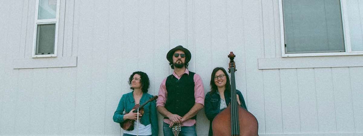 Tractor Presents: Stillhouse Junkies & Guests