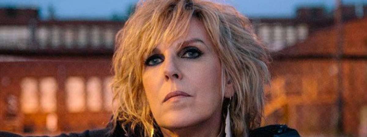 Lucinda Williams and her band with Danny Reidy - Night 2