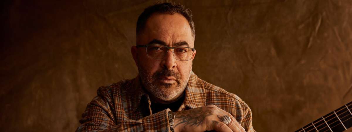 Aaron Lewis And The Stateliners
