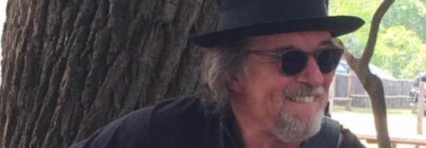 Peter Tory Acoustic Pickes Circle