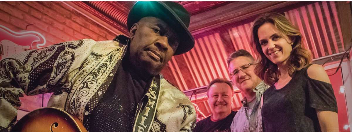 The Smiley Tillmon Band with Billy Flynn