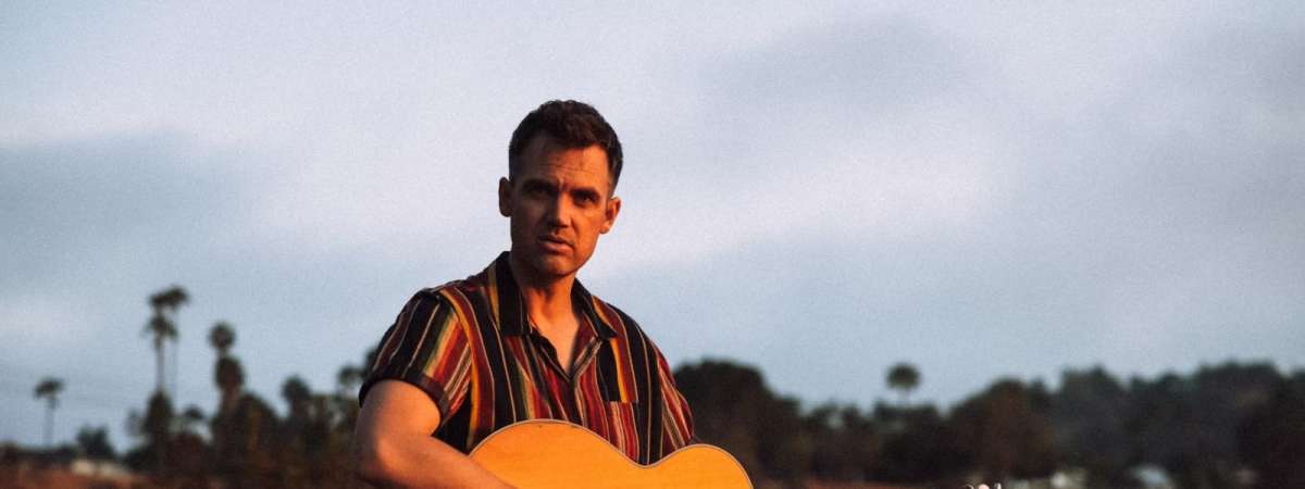 Tyler Hilton (of One Tree Hill)