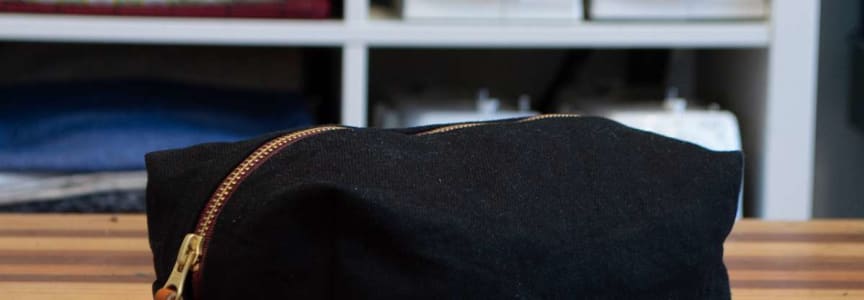 Sewing 101: Denim Woodland Dopp Kit