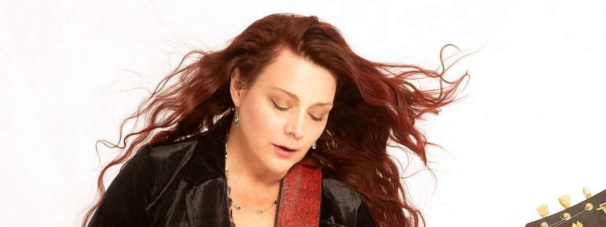 ‘Unplugged' with Carolyn Wonderland