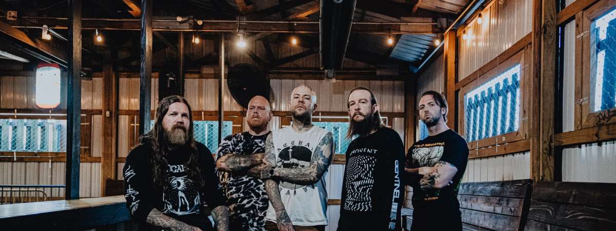 Demon Hunter, Wolves At The Gate, Bloodlines