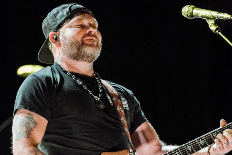 Stoney LaRue