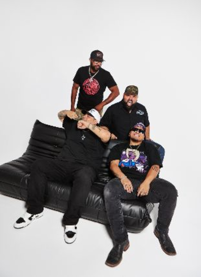Giovannie and the Hired Guns