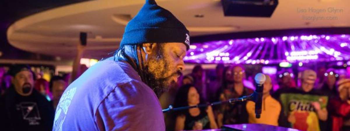DELVON LAMARR ORGAN TRIO ! Early Show