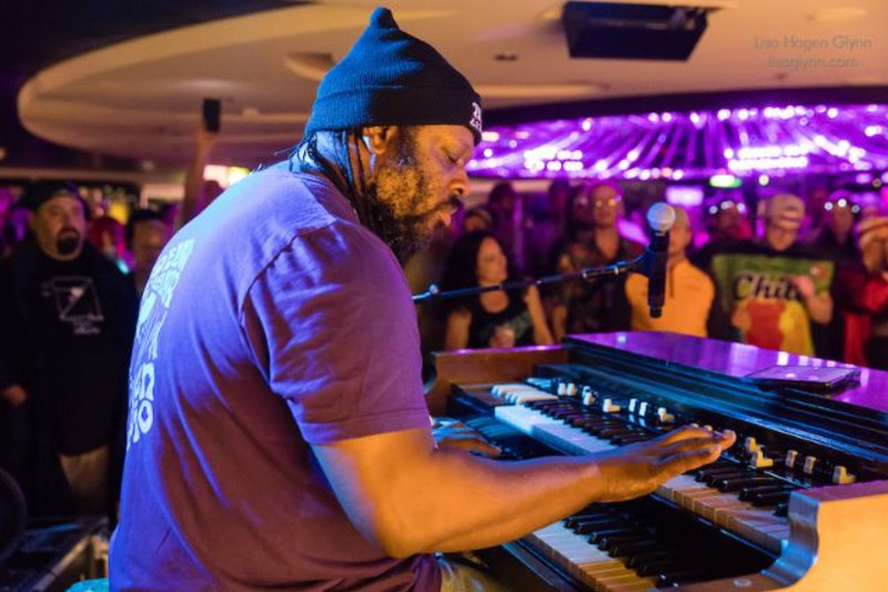 DELVON LAMARR ORGAN TRIO ! Evening Show