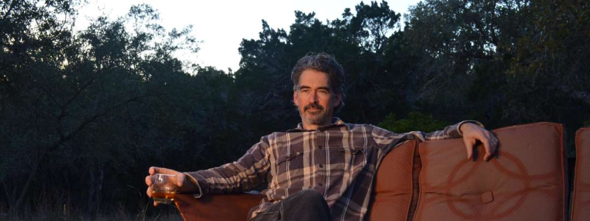 Showroom Sounds Presents: Slaid Cleaves