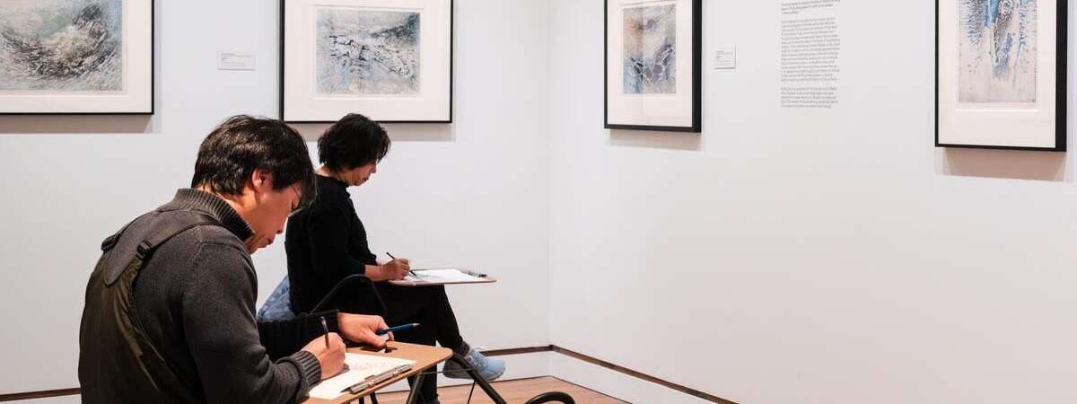 Sketching in the Galleries
