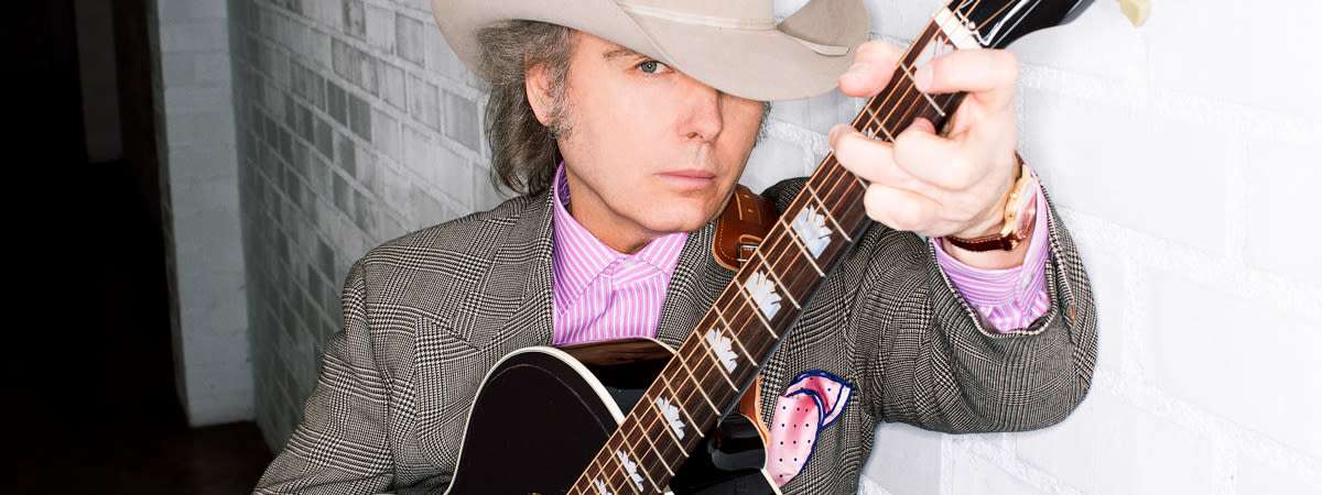 Dwight Yoakam
