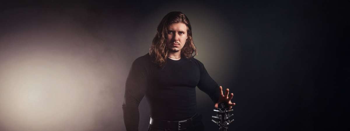 Alexandr Misko w/ special guest Forest Bailey