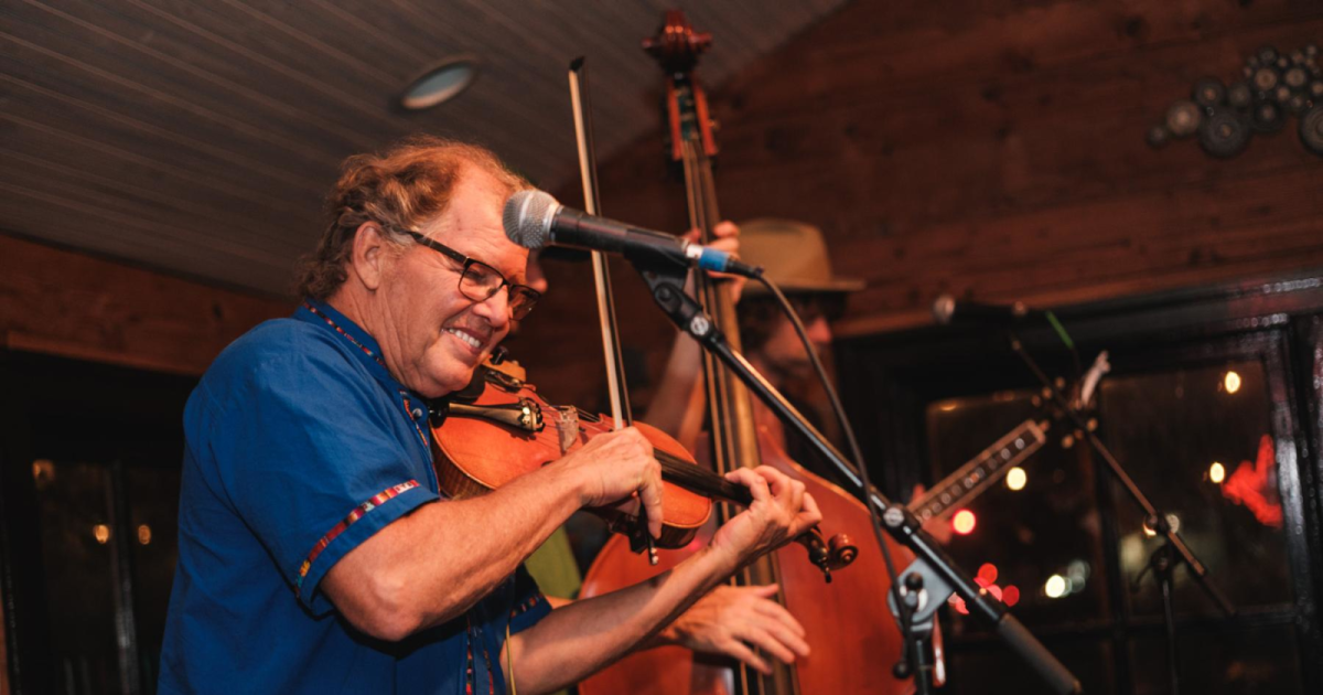 Erik Hokkanen & the Hip Replacements