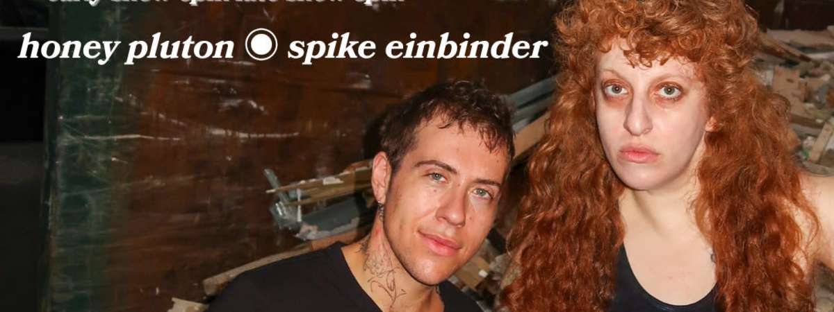 Honey Pluton & Spike Einbinder