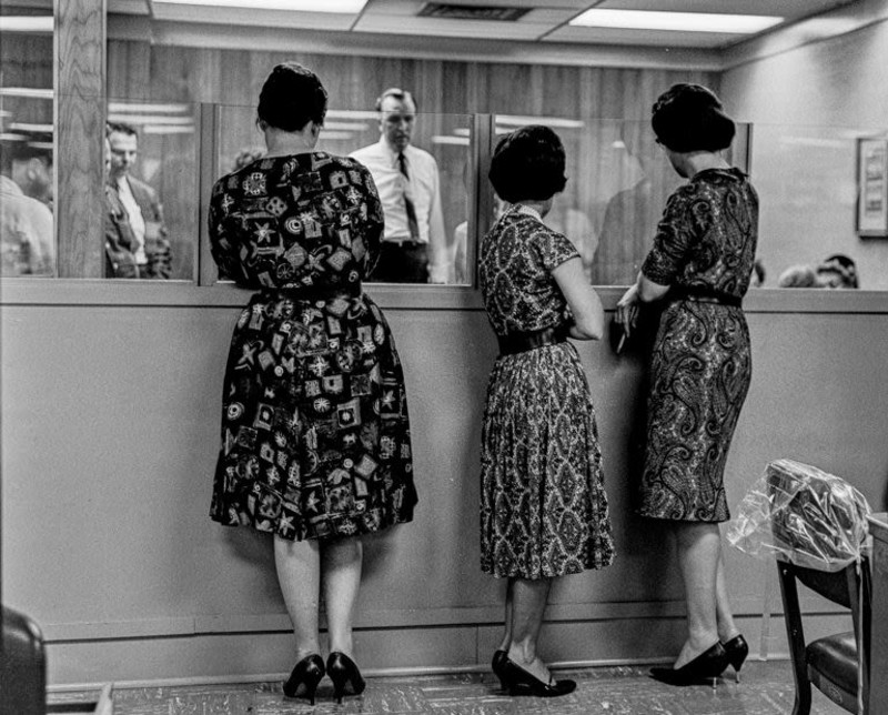 Fashioning Women’s Influence in the Kennedy Era