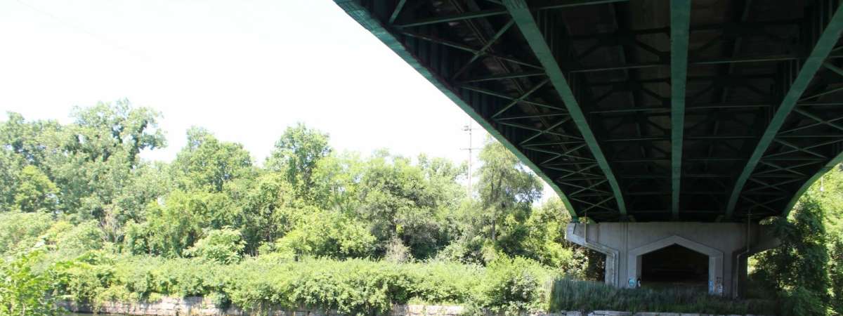 Happy Hour Speaker Series - The Chicago Sanitary and Ship Canal as a Shared Place