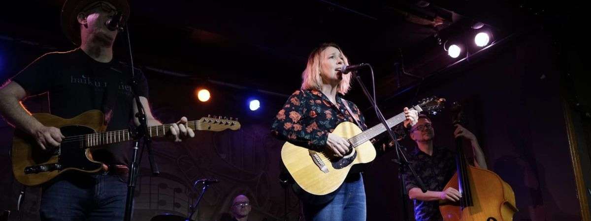 NAOMI ASHELY’S OTHER BAND Live !