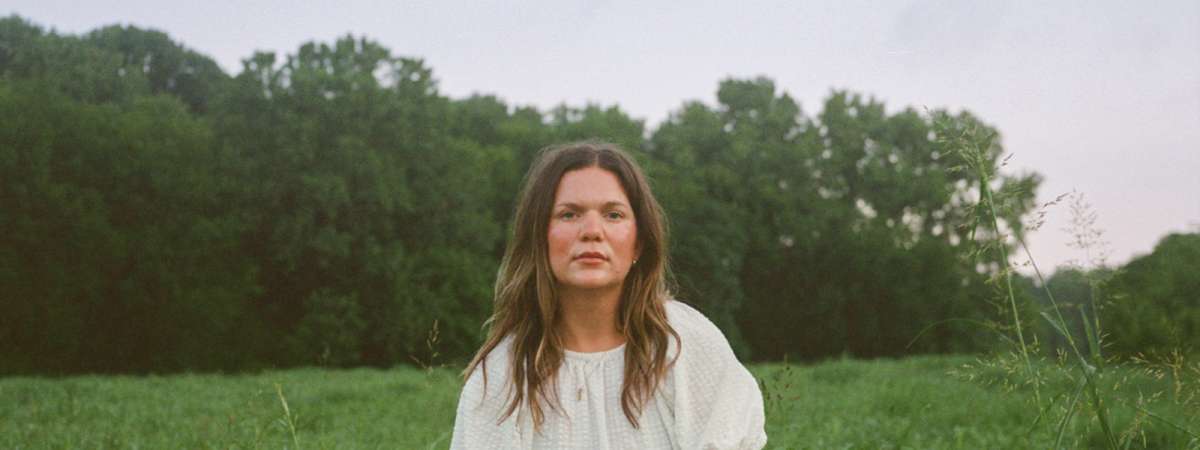 Abbie Gamboa - Have You Ever Looked Around Tour