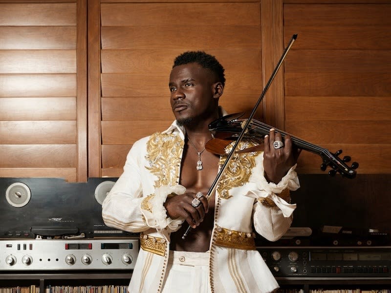 Demola The Violinist