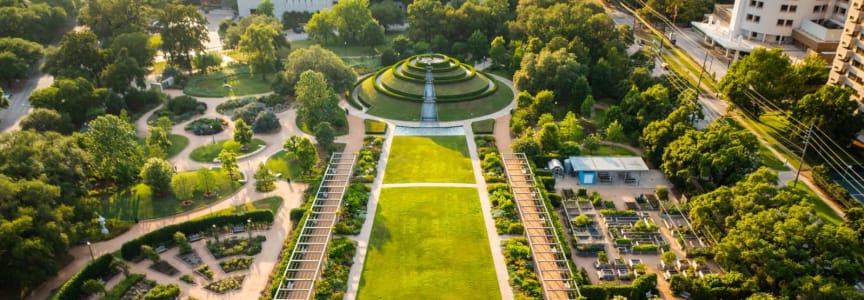 McGovern Centennial Gardens Volunteer Day