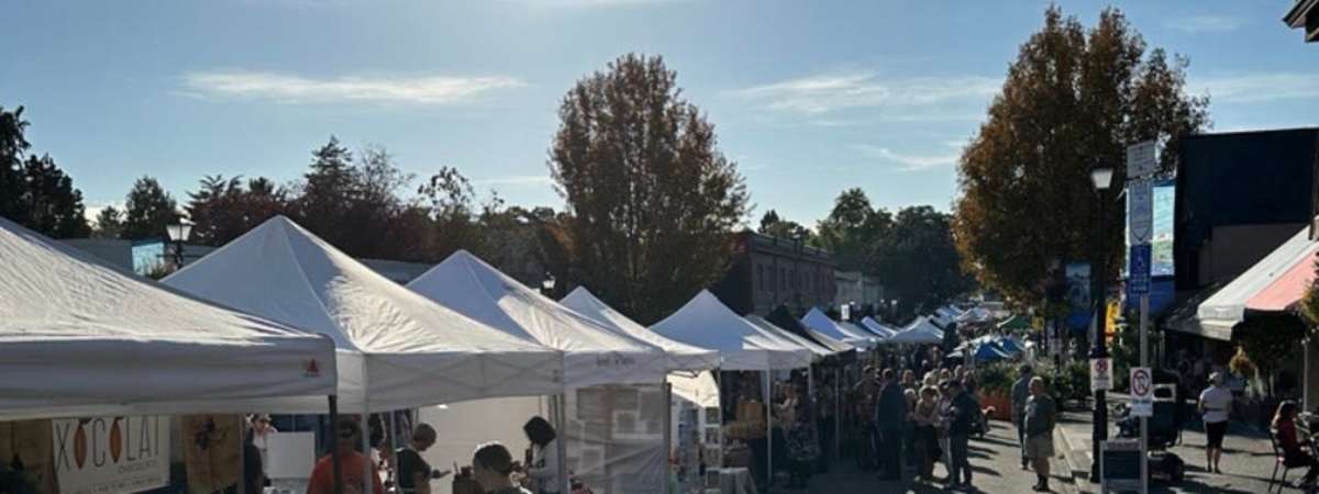 Oak Bay Night Market