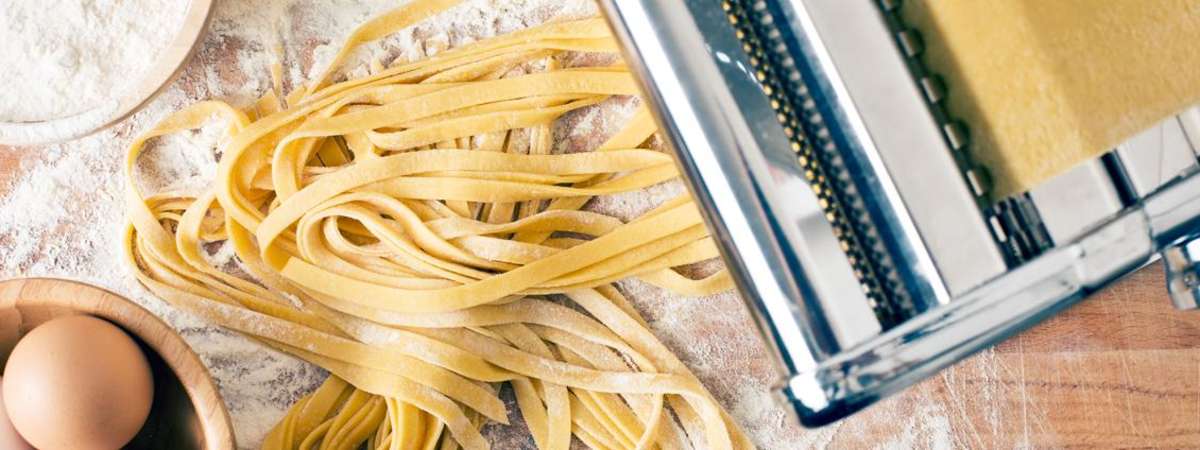 Hands-On: Tagliatelle, Pomodoro & Burrata (Date Night Edition)