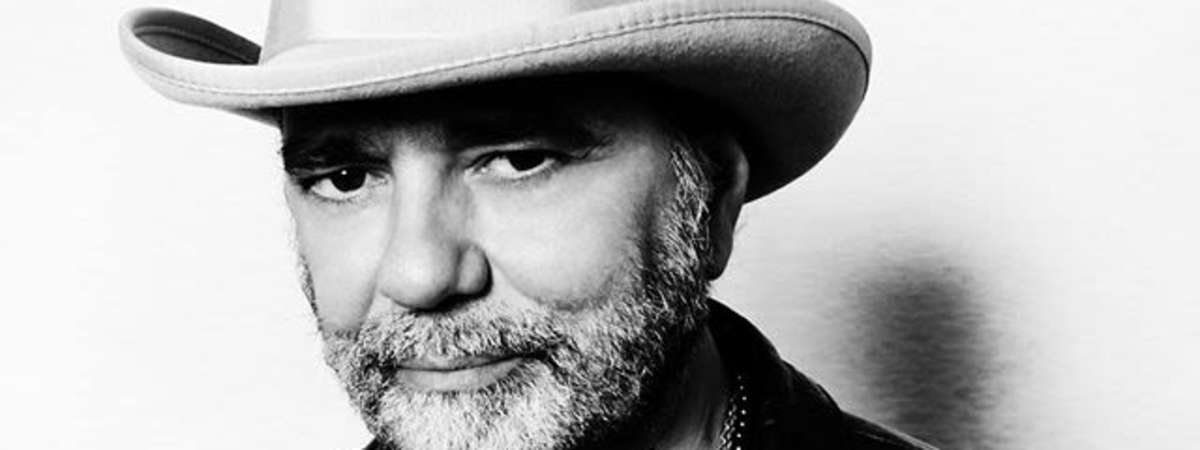 Daniel Lanois Trio In The Round