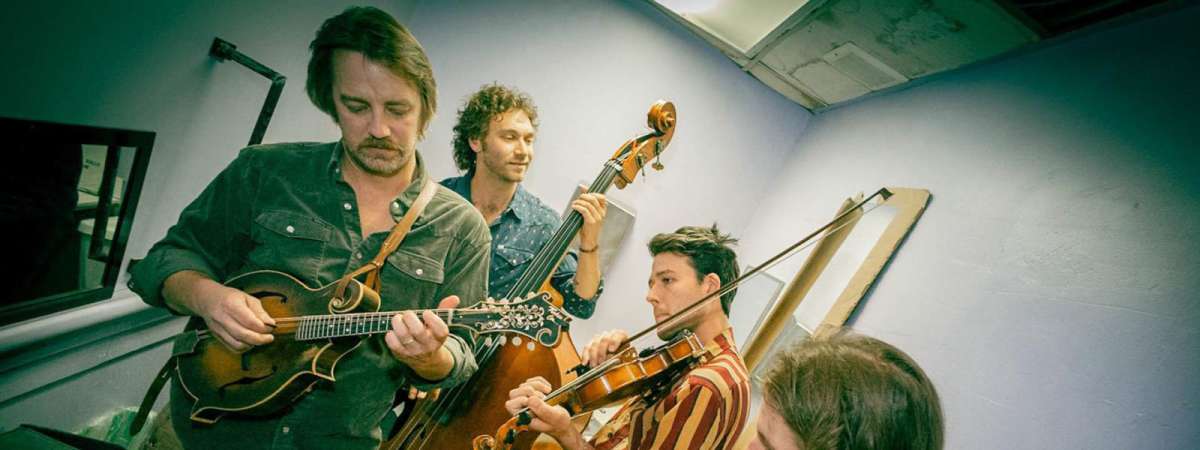 The Fretliners