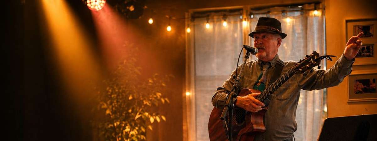 Richard Moore: Songs with Something to Say